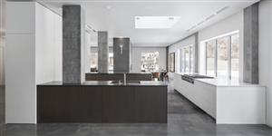 Modernisation et décloisonnement d'une maison des années 1990