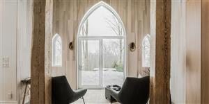 L'architecture néogothique d'une église de la Montérégie